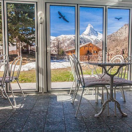 Bed & Breakfast Bijou Церматт Екстер'єр фото
