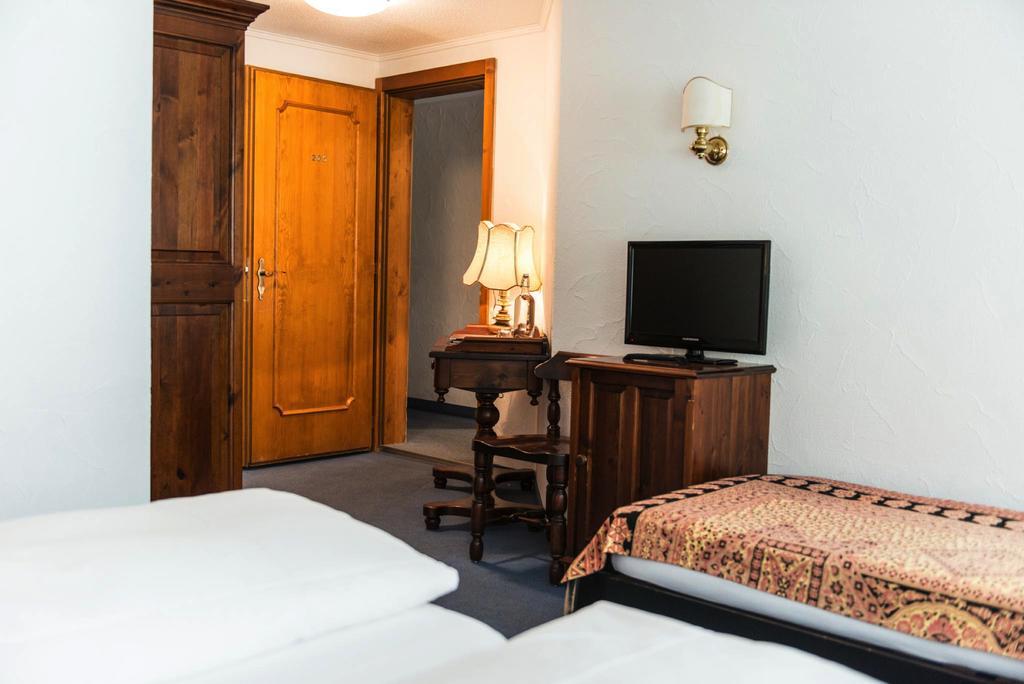 Bed & Breakfast Bijou Церматт Екстер'єр фото