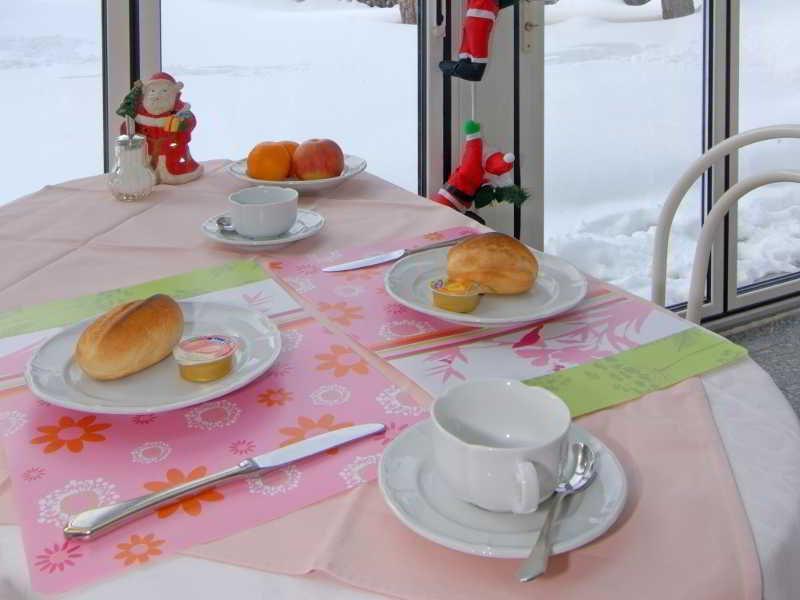 Bed & Breakfast Bijou Церматт Екстер'єр фото